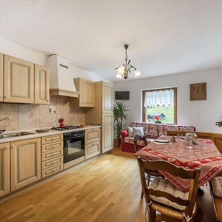 Vila Agritur Broch Fiera Di Primiero Pokoj fotografie